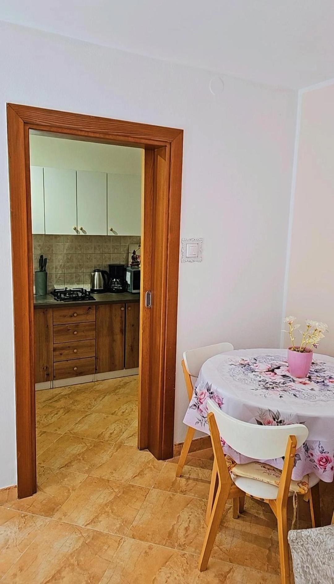 Apartment Miska & Studio Roki Dračevac 外观 照片